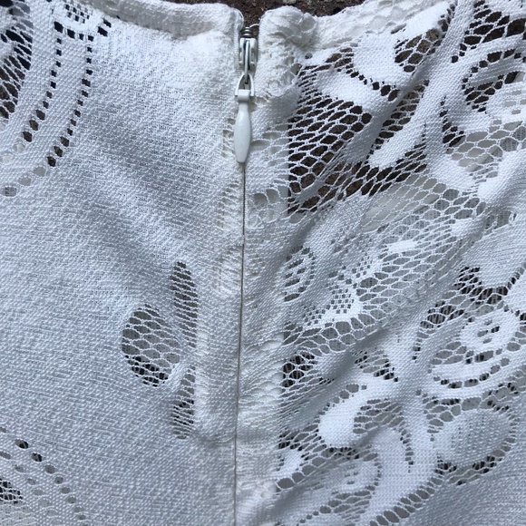 TOPSHOP Ivory/Cream Short Sleeve Floral Lace Dress | M - Picture 14 of 16